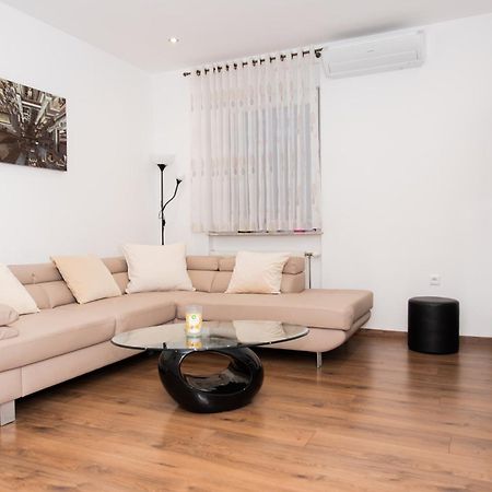 Apartments Sentvid Ljubljana Ngoại thất bức ảnh